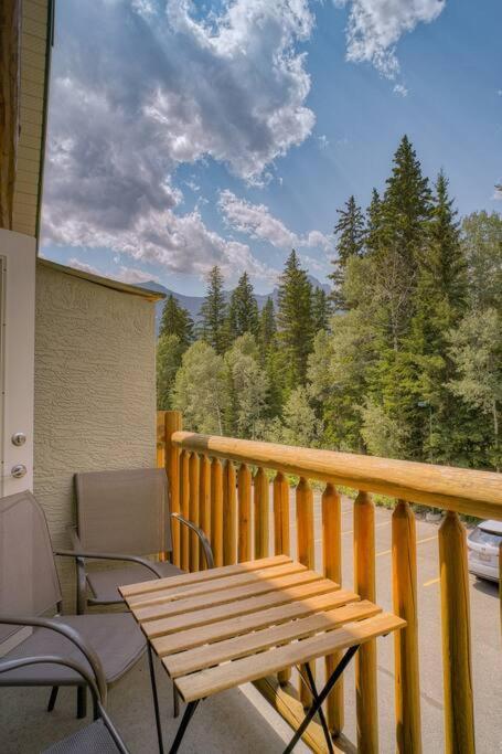 5 Mins To Banff - Cozy Townhome 2Br&2Bath - Banff Pass Included Канмор Экстерьер фото